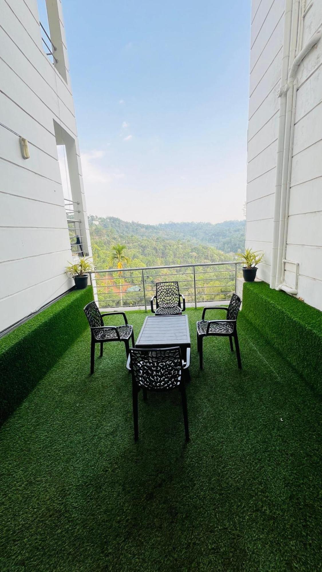 Elenji Vitara Resort Munnar Exteriör bild